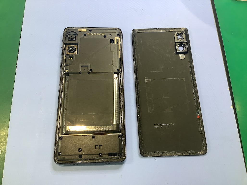 楽天ハンドのバッテリー交換なら最短即日修理のスマホ修理工房秋津店にご相談ください！